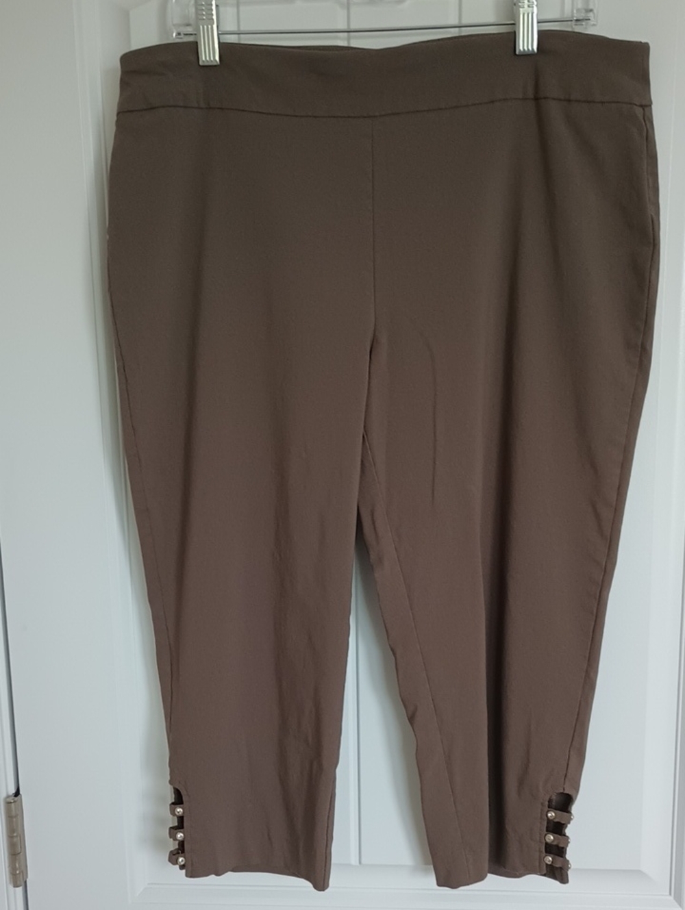 JM Collection Taupe Pull-On Capri Pants with Button Hem - XLP